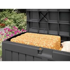 3' X 2' Suncast 189L Resin Deck Box - Peppercorn (0.94m X 0.52m) 7 3' X 2' Suncast 189L Resin Deck Box - Peppercorn (0.94m X 0.52m) -Lifetina Shop 05 db5025p suncast deck box feature min