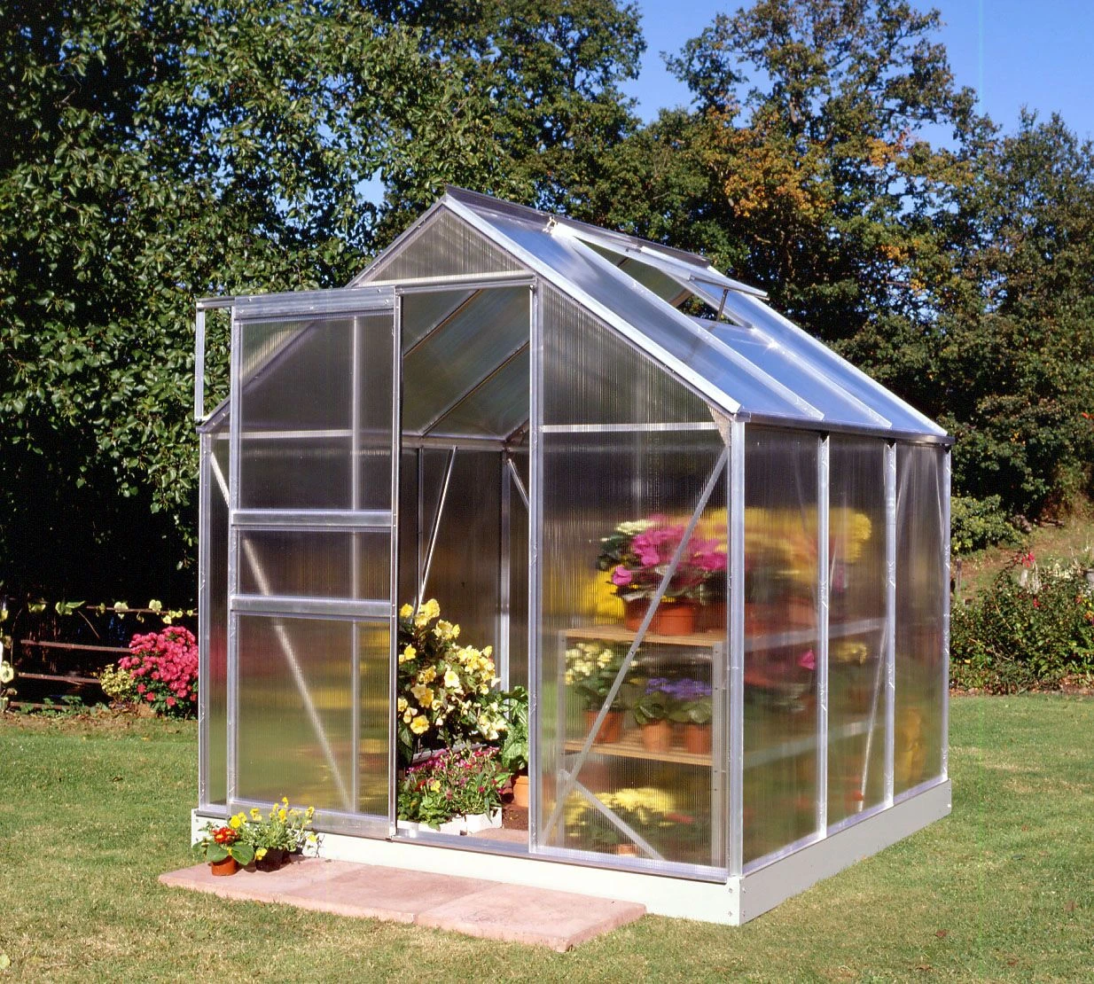 6’4 X 6'5 Halls Popular 66 Small Greenhouse (1.93 X 1.95m) 4 6’4 X 6'5 Halls Popular 66 Small Greenhouse (1.93 X 1.95m) - Image 4