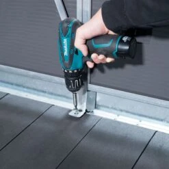 11' X 21.3' Palram Canopia Yukon Dark Grey Plastic Shed With WPC Floor (3.32m X 6.43m) 33 11' X 21.3' Palram Canopia Yukon Dark Grey Plastic Shed With WPC Floor (3.32m X 6.43m) -Lifetina Shop 705724 yukon 11x21 dark grey shed with floor close up11 min 1