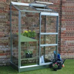 4'4 X 2'4 Halls Wall Garden 24 Small Greenhouse (1.32 X 0.69m)