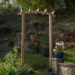 Forest Hanbury Dome Top Wooden Garden Pergola Arch 4'5 X 1'8