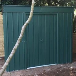 8' X 4' Globel Heritage Green Pent Metal Shed (2.42m X 1.24m) -Lifetina Shop lotus8x4penthgs 8x4 lotus green pent metal shed insitu2 min