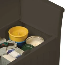 2'7 X 1'9 Suncast 117 Litre Plastic Garden Storage Seat - Java Brown (0.78m X 0.53m) 5 2'7 X 1'9 Suncast 117 Litre Plastic Garden Storage Seat - Java Brown (0.78m X 0.53m) -Lifetina Shop pb2600j 2 7x1 9 suncast 117l plastic garden storage seat brown close up min 1