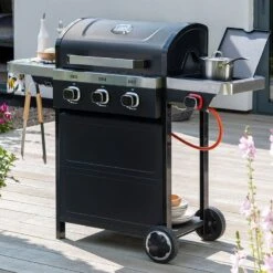 Norfolk Grills Vista 300 Burner Gas BBQ Grill -Lifetina Shop vista300 sb grill insitu2 min